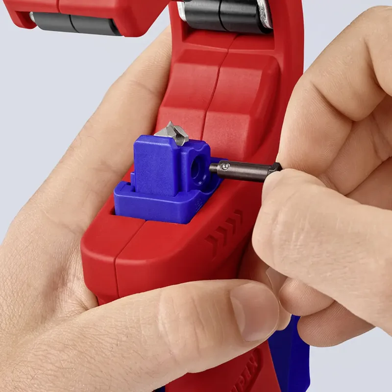 DP50 - pipe cutter van Knipex – productafbeelding 2 van 3