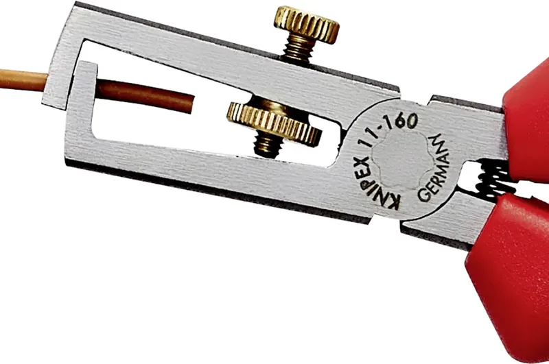 Knipex 11 05 160 11 05 160 Abisolierzange 10 mm² (max) 7 (max) 5 mm (max) de Knipex – image du produit
