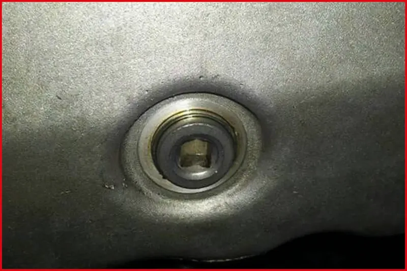 KS Tools 3/8" Öldienst-Bit-Stecknuss für Innenvierkant-Schrauben mit Magnet, 10,5 mm by KS Tools – product image 2 of 2