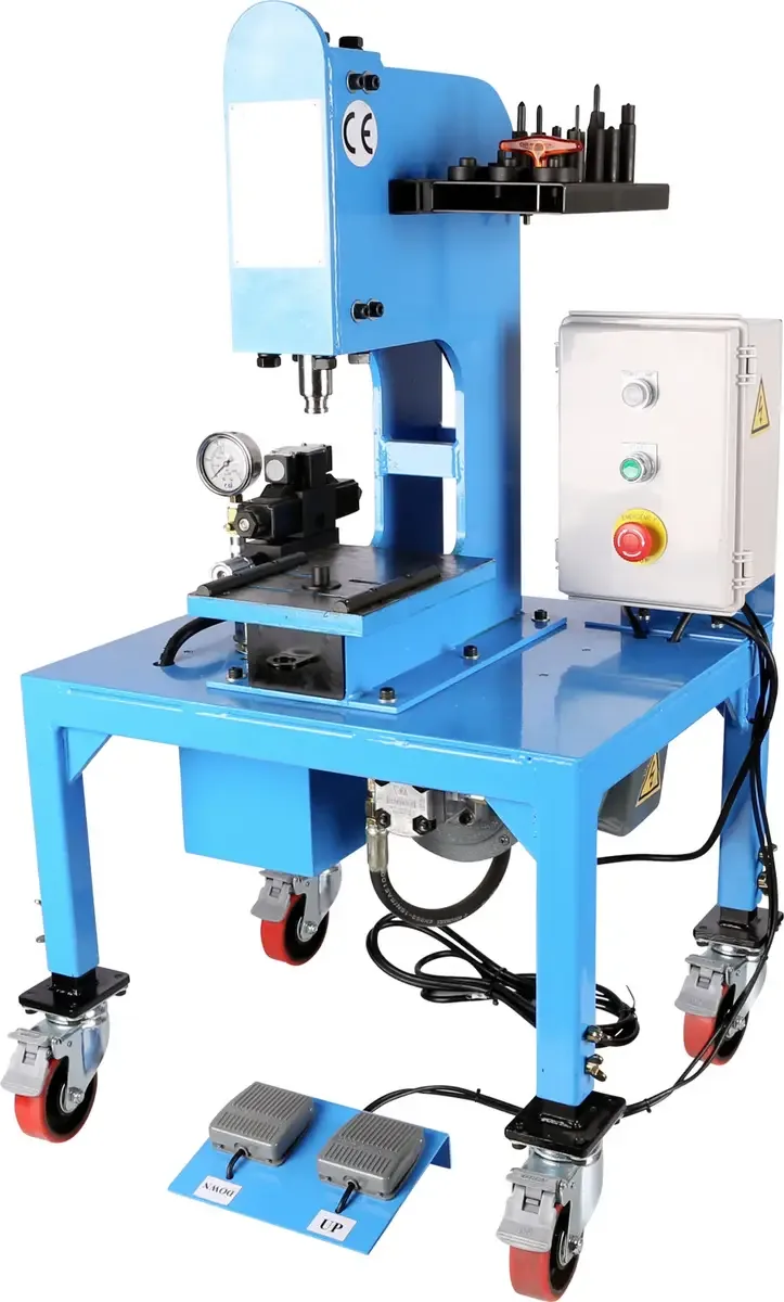 KS Tools 460.0955 Elektro-hydraulische nietmachine, 18-delig de KS Tools – image du produit 1 sur 2