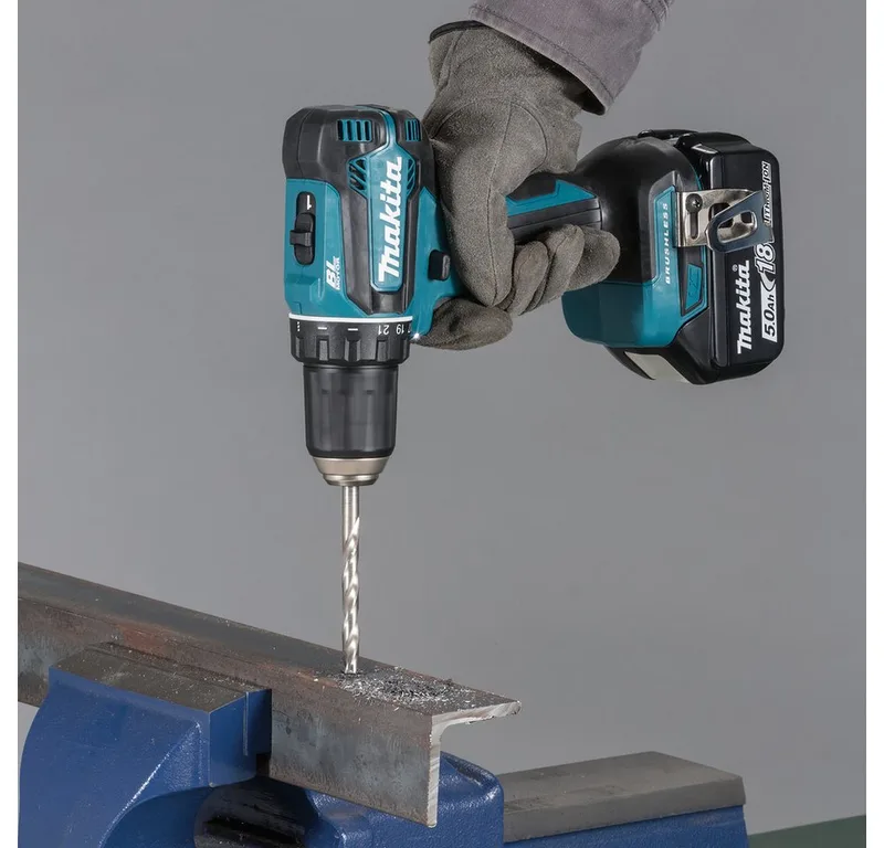 Akku-Bohrschrauber DDF485RFJ, inkl. 2 Akkus 18V/3Ah, Ladegerät und Koffer de Makita, Bleu – image du produit 2 sur 4