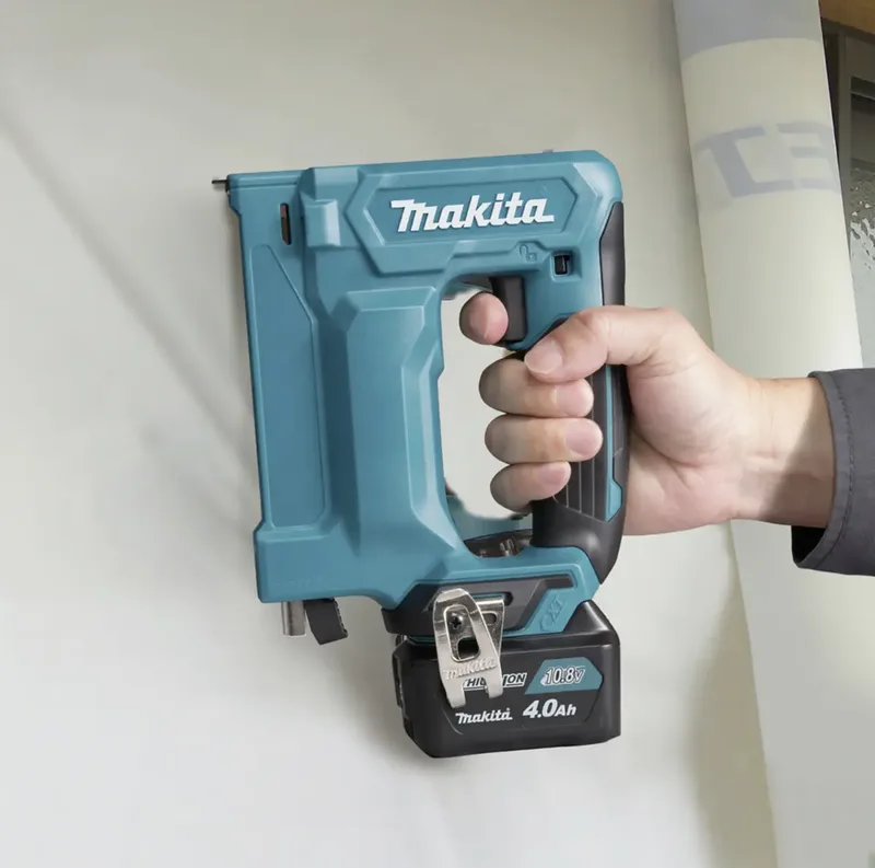 Akku-Tacker ST113DZ by Makita – product image 2 of 3