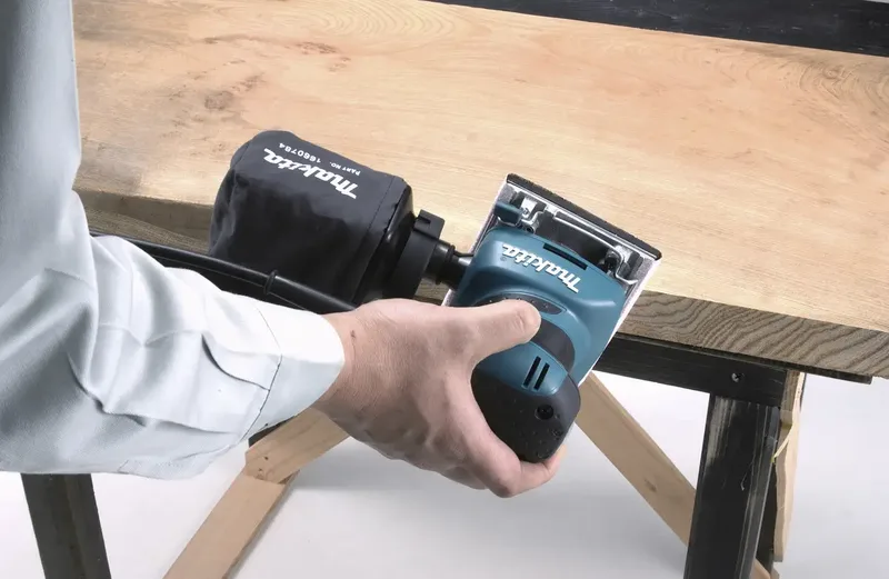 BO4558J BO4558J Schwingschleifer 200 W 102 x 112 mm de Makita – image du produit 2 sur 3