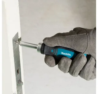 D-58833 1/4 Ratelschroevendraaier by Makita – product image 2 of 2