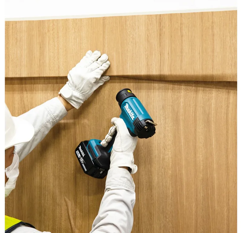 DHG181ZK Accu Heteluchtpistool 18V Basic Body in koffer by Makita – product image 2 of 5