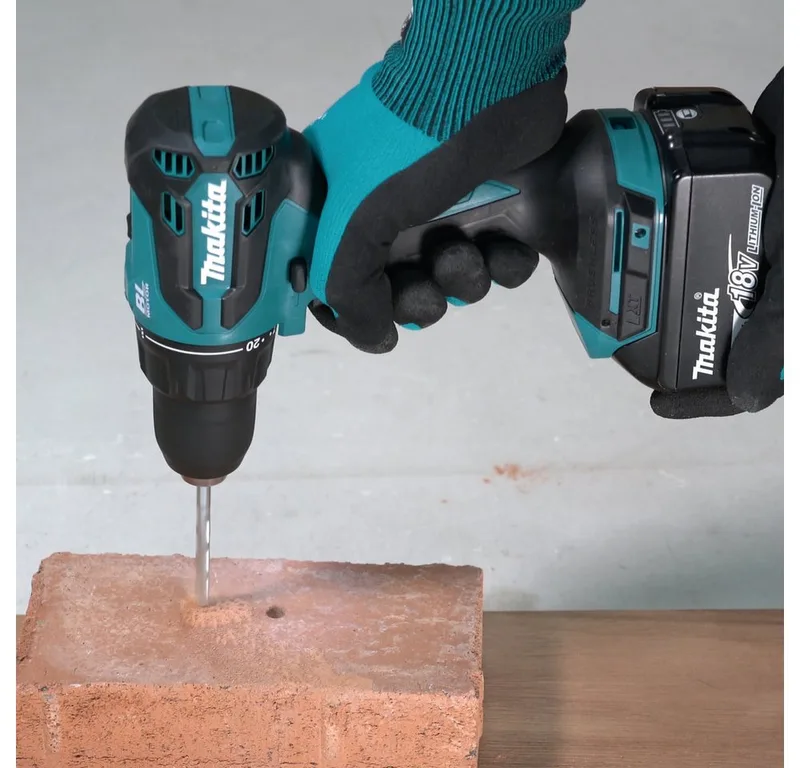 DHP490Z Accu klop-/schroefboormachine 18V Basic Body van Makita – productafbeelding 2 van 5