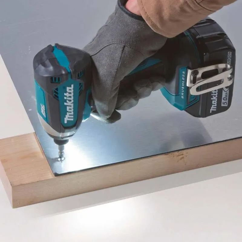 DTD153RTJ 18V Accu Slagschroevendraaier 2x 5.0Ah In Mbox van Makita – productafbeelding 3 van 3