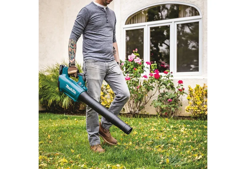DUB184Z DUB184Z sans fil Souffleur 18 V de Makita – image du produit 2 sur 5