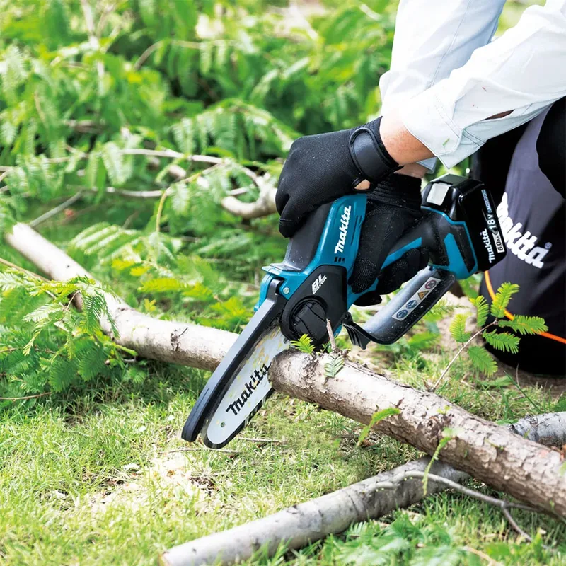 sans fil Tronçonneuse sans fil Longueur de lame 150 mm de Makita – image du produit 6 sur 6