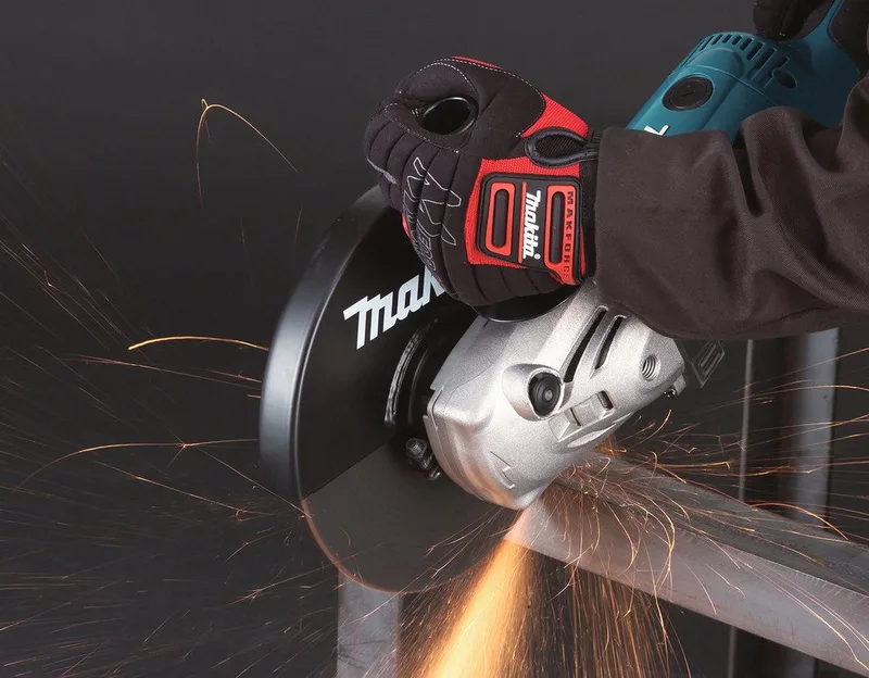GA9020RFK3 Haakse slijper incl. 2 diamantzaagbladen in koffer - 2200W - 230mm - Softstart van Makita – productafbeelding 5 van 5