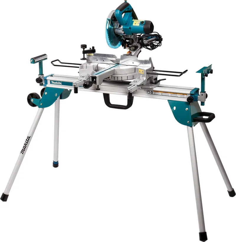 LS0815FLNX Radiaal afkortzaag 216mm 1400W + DEBWST06 Onderstel von Makita – Produktbild