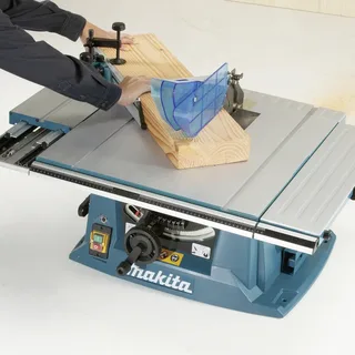 MLT100NX1 Scie circulaire de table 260 mm 30 mm 1500 W 230 V de Makita – image du produit 2 sur 3