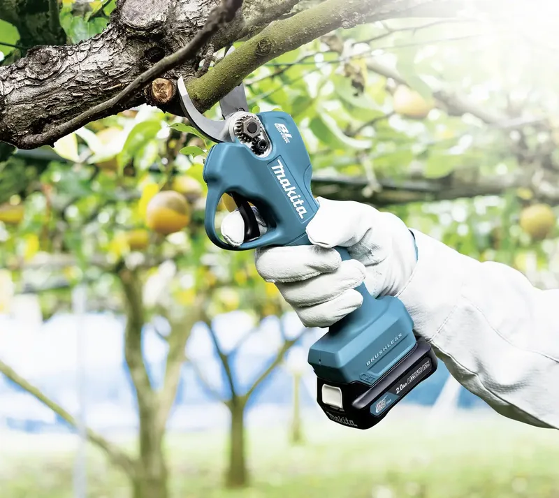 UP100DZ Accu Snoeischaar CXT 12V Max Basic Body van Makita – productafbeelding 2 van 3