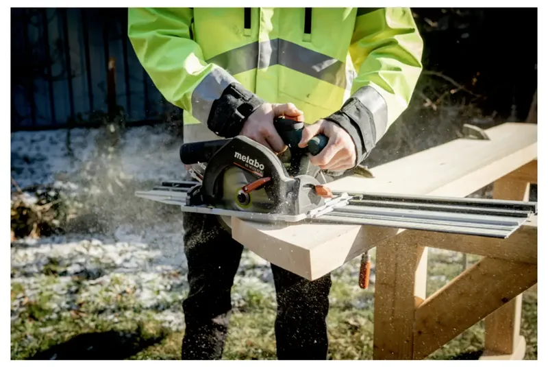 accucirkelzaag KS 18 LTX 57 BL 18 V 57 mm + KFS 44 afkortzaagrail 440 mm ( 691223000 ) + Metabox - zonder accu, zonder oplader by Metabo – product image 2 of 2