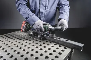 Akku-Kantenfräse 601769840 KFMVB 18 LTX BL 4 RF de Metabo – image du produit 2 sur 2