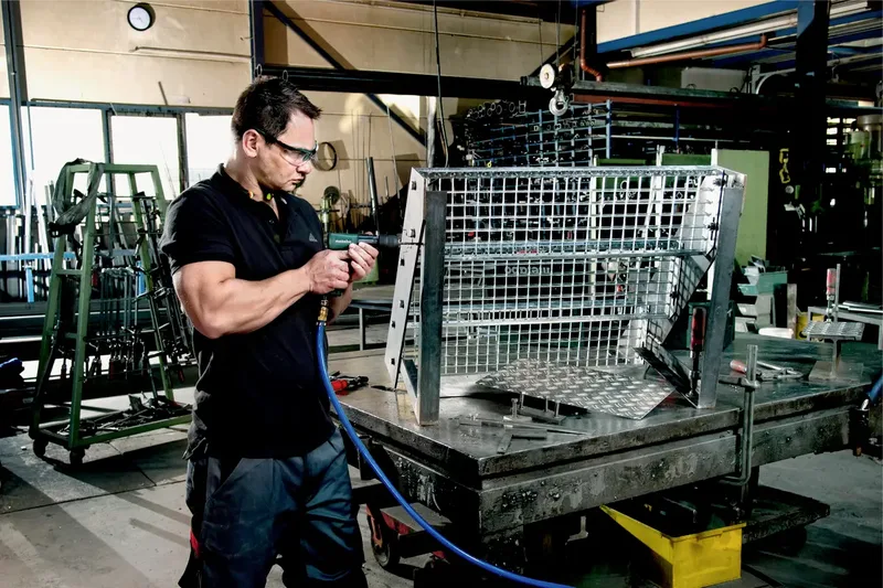 DB 10 Perslucht Boormachine van Metabo – productafbeelding 2 van 3