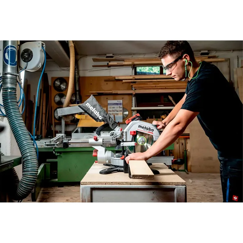 Kgs 18 Ltx Bl 254 Afkortzaag van Metabo – productafbeelding 5 van 6