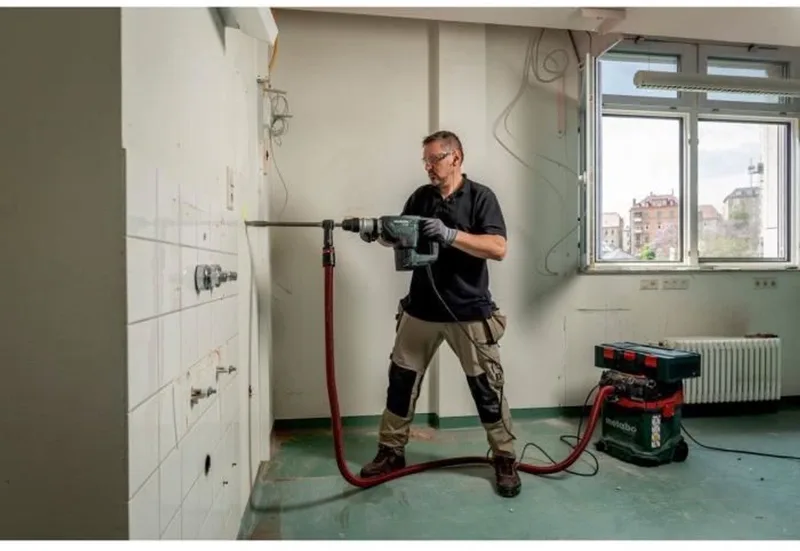 KH 5-40 SDS-max Combihamer in koffer - 1100W - 8,5J by Metabo – product image 1 of 3