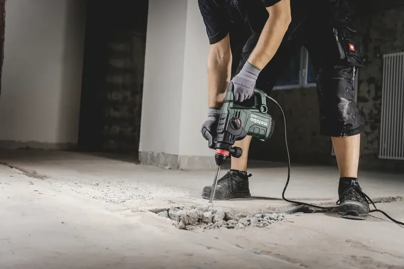 MHE 4 SDS-Plus-Meißelhammer 1050 W inkl. Koffer, mit Zubehör de Metabo – image du produit 2 sur 2