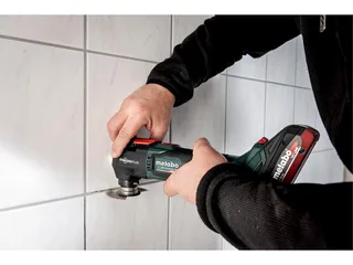MT 18 LTX BL QSL MetaBOX 613088840 Outil multifonction sans fil sans batterie 18 V Nombre d’accus fournis 0 de Metabo – image du produit 5 sur 5
