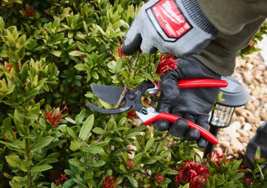 Gartenschere - 25 mm Bypass Pruning Shear by Milwaukee – product image 3 of 4