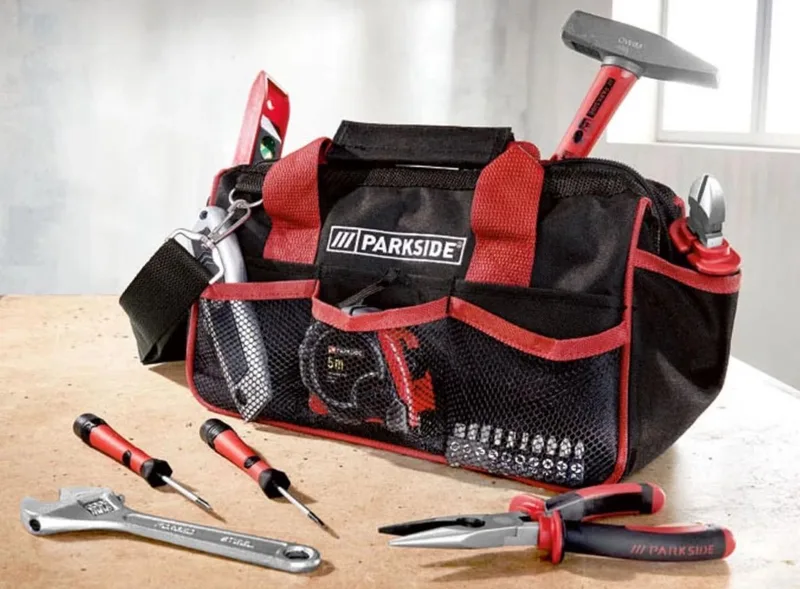 Gereedschapstas inclusief gereedschap - 23-delige set - Uitgebreide gereedschapsset in een handige bewaartas de Parkside, Rouge – image du produit