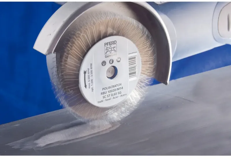 POLISCRATCH Rundbürste ungezopft RBU Ø100x20mm M14 Stahl-Draht-Ø0,60 Winkelschleifer de PFERD – image du produit 2 sur 3