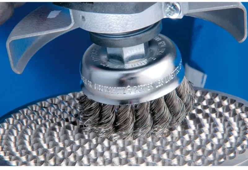 Topfbürste gezopft TBG Ø 65 mm M14 Stahl-Draht-Ø 0,35 mm Winkelschleifer (1) de PFERD – image du produit 2 sur 3
