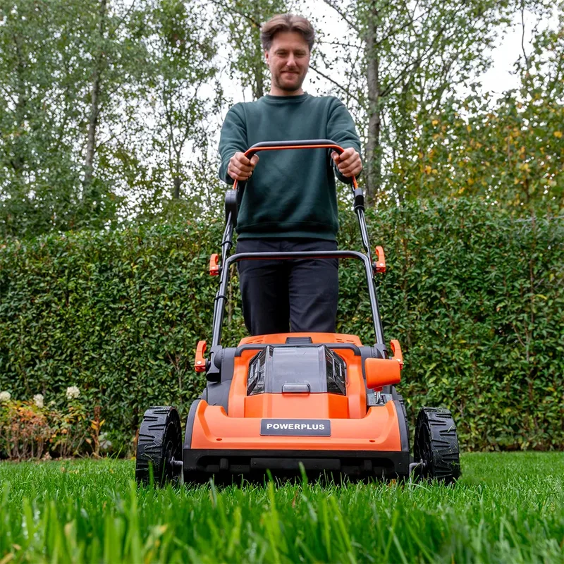 Dual Power accu grasmaaier POWDPG75611 - 40 V, 430 mm Ø grasmachine, met grasopvangsysteem en achteruitworp van Powerplus – productafbeelding 6 van 6