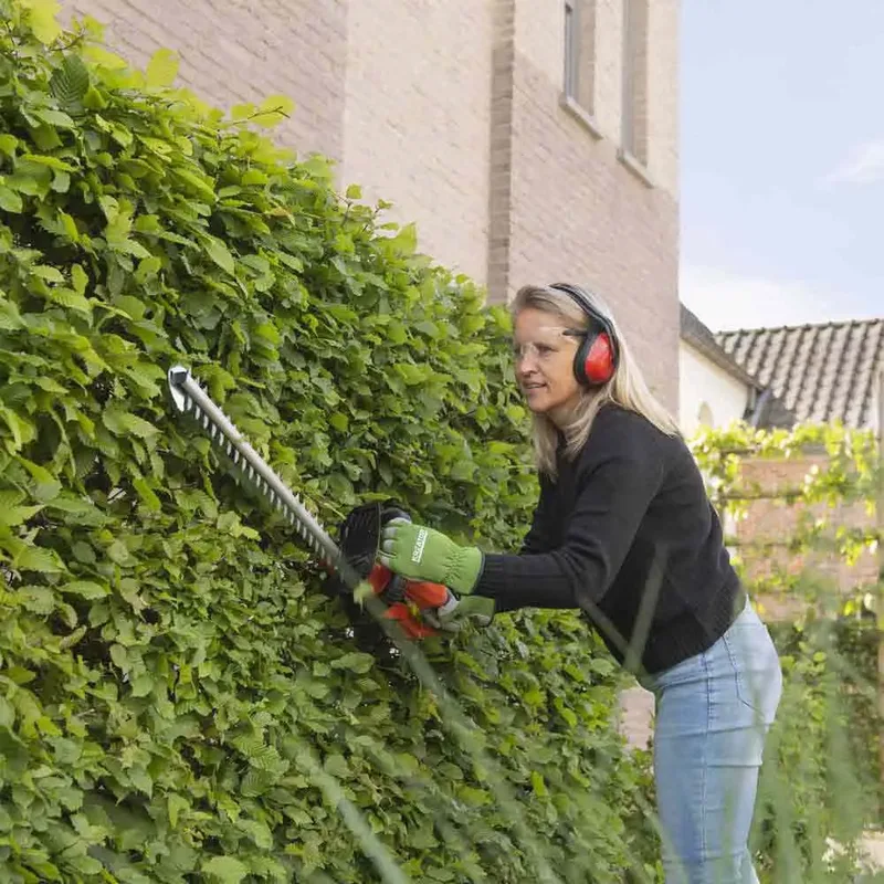 Dual Power Accu-heggenschaar POWDPG7531 - Accu-haagschaar van 20 V, zonder accu en lader, mes van 580 mm en snijafstand van 20 mm, tuingereedschap van Powerplus – productafbeelding 6 van 6