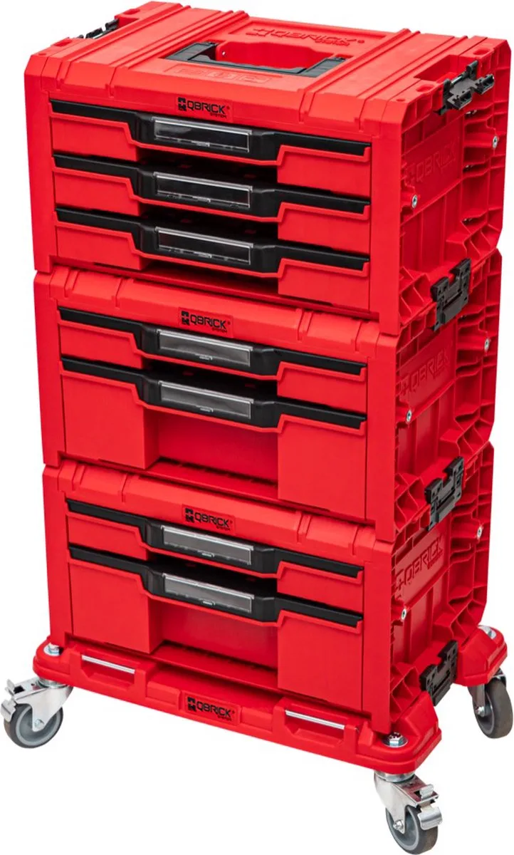 PRO Lades Werkplaatsset 3 RED ULTRA HD + 2x Lade 2 Gereedschapskist + 1x Lade 3 Gereedschapskist + rolplank von Qbrick System, Rot – Produktbild
