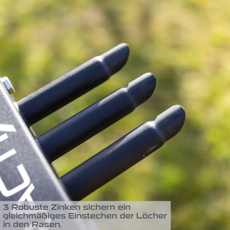 Hand Rasenlüfter PX-RL-10 Practixx - 20cm Arbeitsbreite | 3 Zinken Aerifizierer | Rasen belüften | Auffangbehälter | Softgrip | mit Reinigungswerkzeug de Scheppach – image du produit 5 sur 5