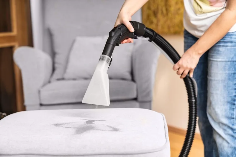 Tapijtreiniger SprayVac20 - 1600W - Alleszuiger met 4-in-1 functie - incl. mondstukken en filters van Scheppach – productafbeelding 2 van 5