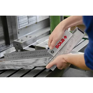 Quattro verstelbare winkelhaak- RVS – 56017001 - 25 cm von Sola, Silber – Produktbild 2 von 2