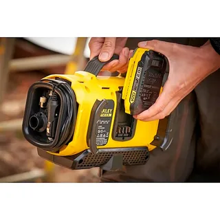 18V 3IN1 Compressor SFMCE520B-QW de Stanley, Noir, Jaune – image du produit 4 sur 6