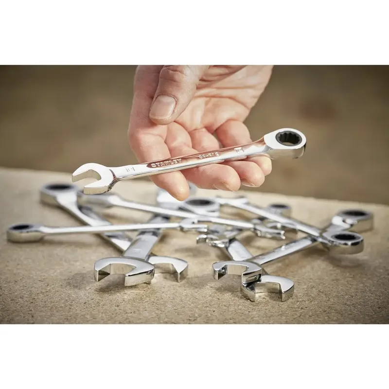 Ringmaulschlüssel mit Ratsche 13 mm de Stanley – image du produit 2 sur 3