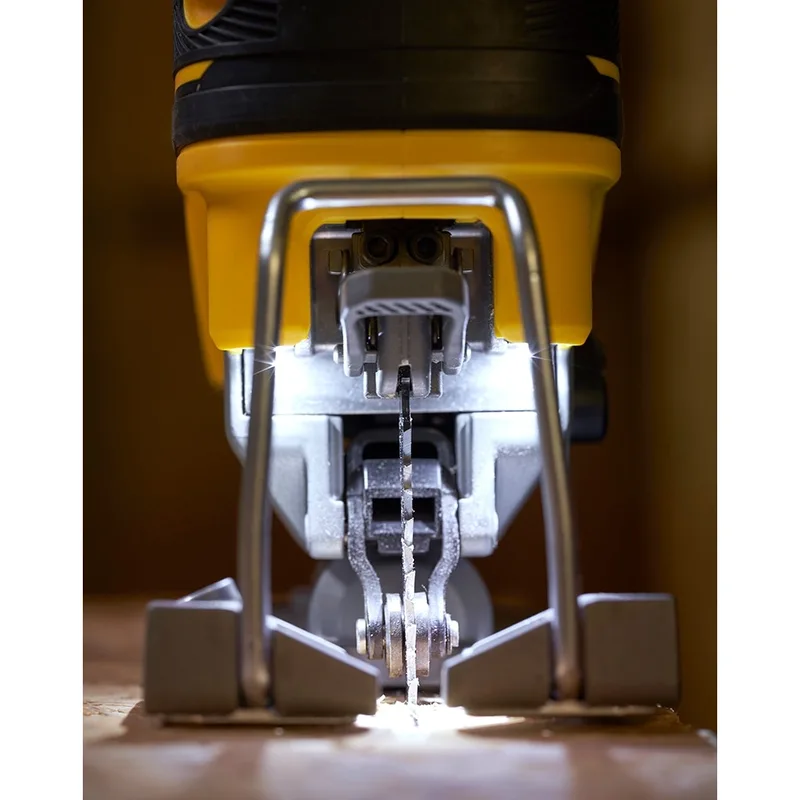 SFMCS650M2K Accu Decoupeerzaag KIT V20 Brushless de Stanley – image du produit 4 sur 8