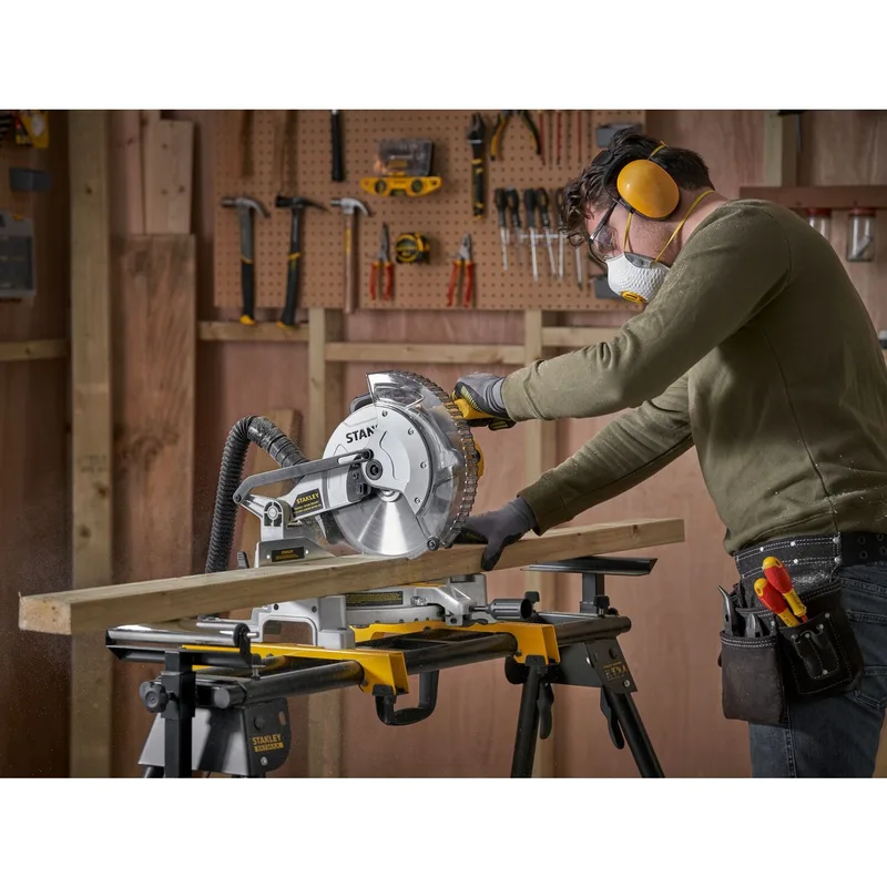 SM1650-QS Afkortzaag 1650 Watt de Stanley – image du produit 5 sur 8