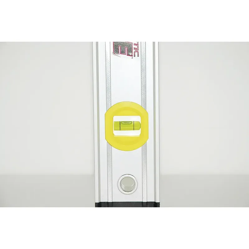 STANLEY 0-43-625 Niveau à bulle avec aimant 60 cm 0.5 mm/m de Stanley – image du produit 2 sur 3