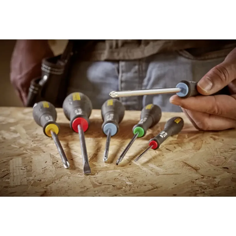 STANLEY 0-65-337 Tournevis cruciforme PZ 2 Longueur de la lame: 125 mm de Stanley – image du produit 2 sur 3