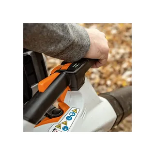 BGA 200 Laubbläser Set mit Komfort-Tragesystem von Stihl – Produktbild 3 von 4