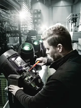 Kraftform Kompakt VDE 18 Universal 2 van Wera – productafbeelding 1 van 2