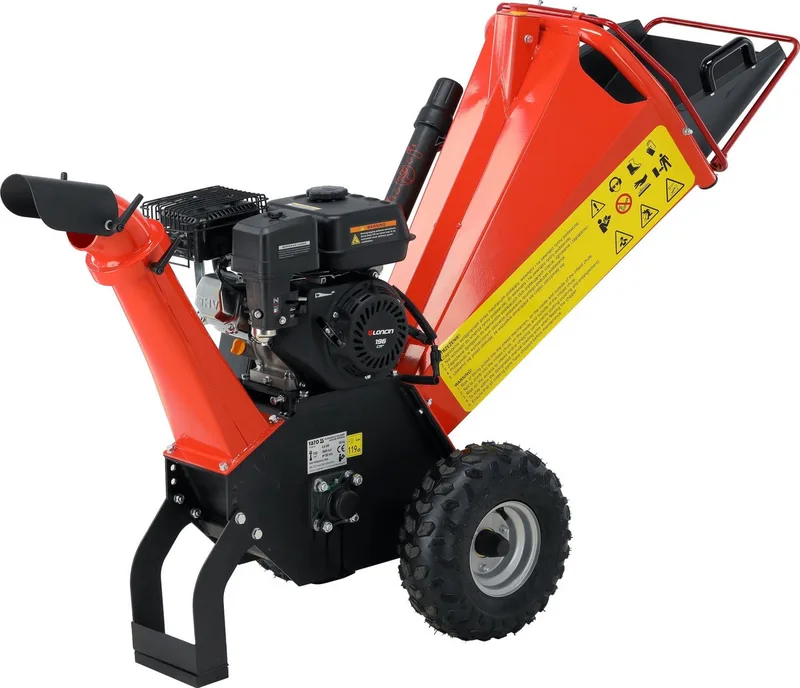 Professionele Benzine Hakselaar 4.8 kW (6.5 PK) – Loncin G200F Engine – Voor Takken tot Ø 100 mm – Met Luchtbanden van Yato – productafbeelding 2 van 5